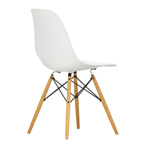 Cadeira Eames em Plástico DSW / Ácer Dourado